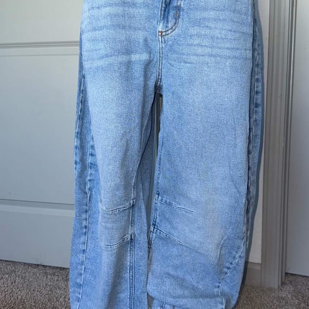 Light Blue Denim Jeans barrel